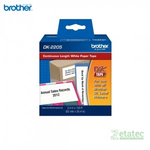 Rollo de papel térmico continuo Brother DK-2205 de 62 mm de ancho para impresión de etiquetas e identificación en oficinas.