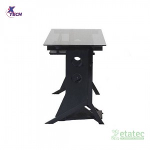 Escritorio Xtech CT-1211 negro con tablero de vidrio templado vista frontal