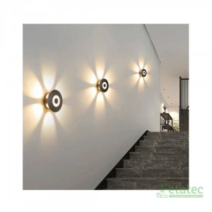 Lámpara de pared LED flor 6W luz cálida encendida